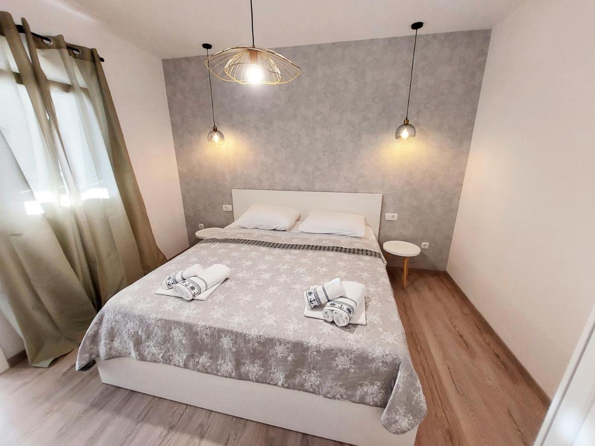 Luxury Sea View Apartment Jesenice  Esterno foto