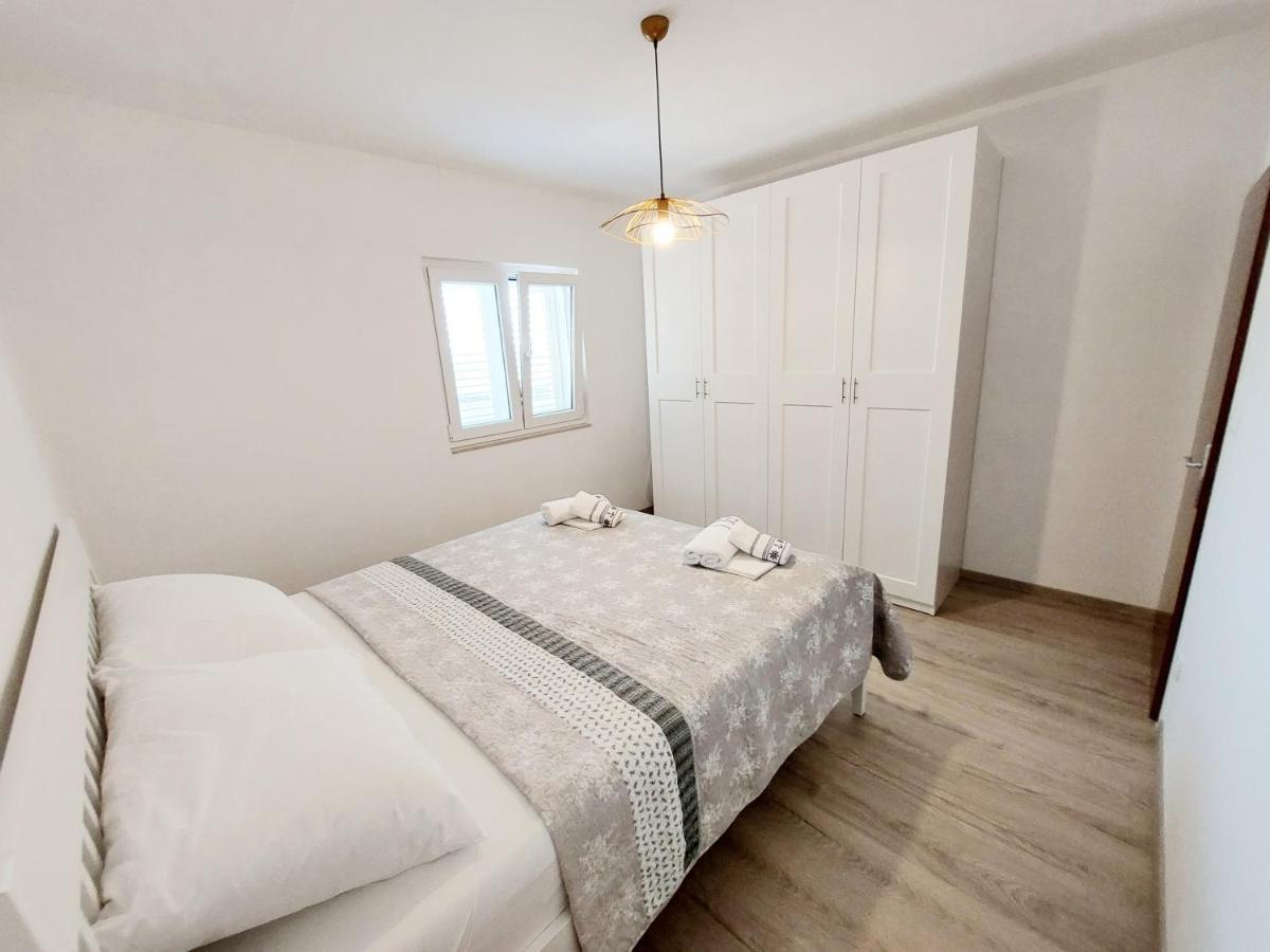 Luxury Sea View Apartment Jesenice  Esterno foto