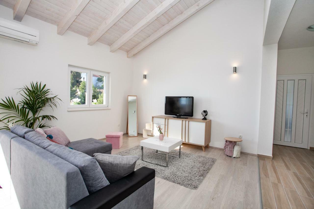 Luxury Sea View Apartment Jesenice  Esterno foto