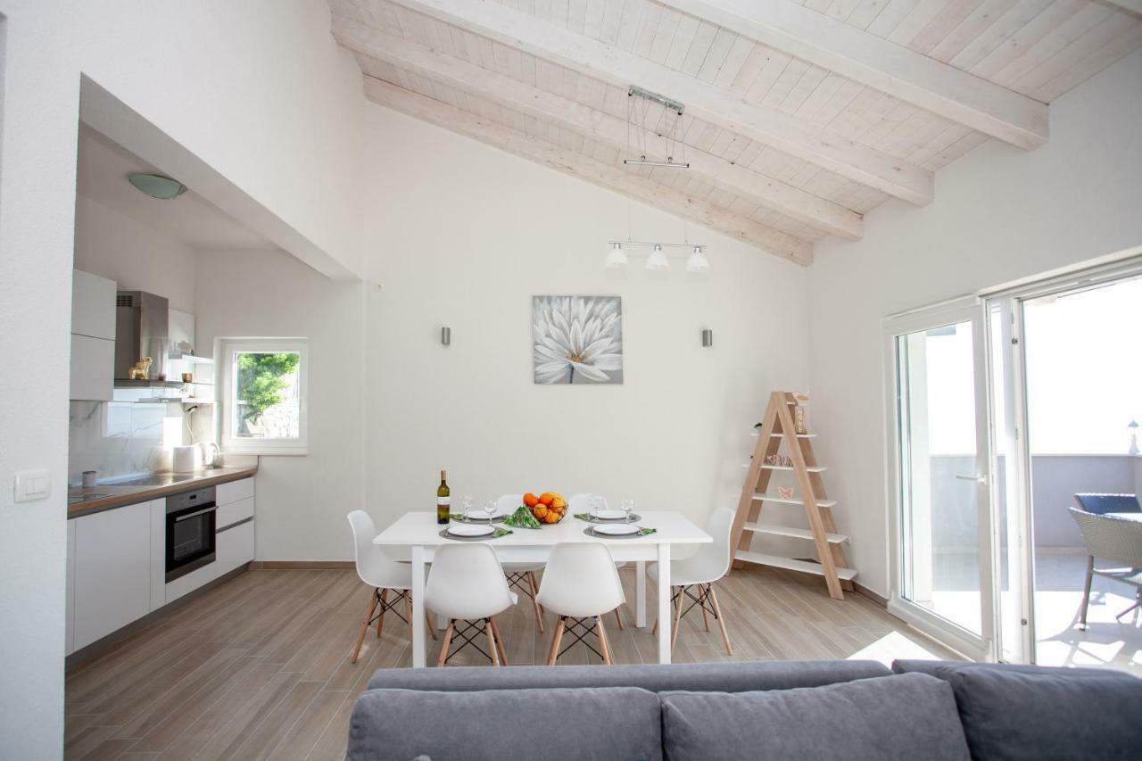 Luxury Sea View Apartment Jesenice  Esterno foto